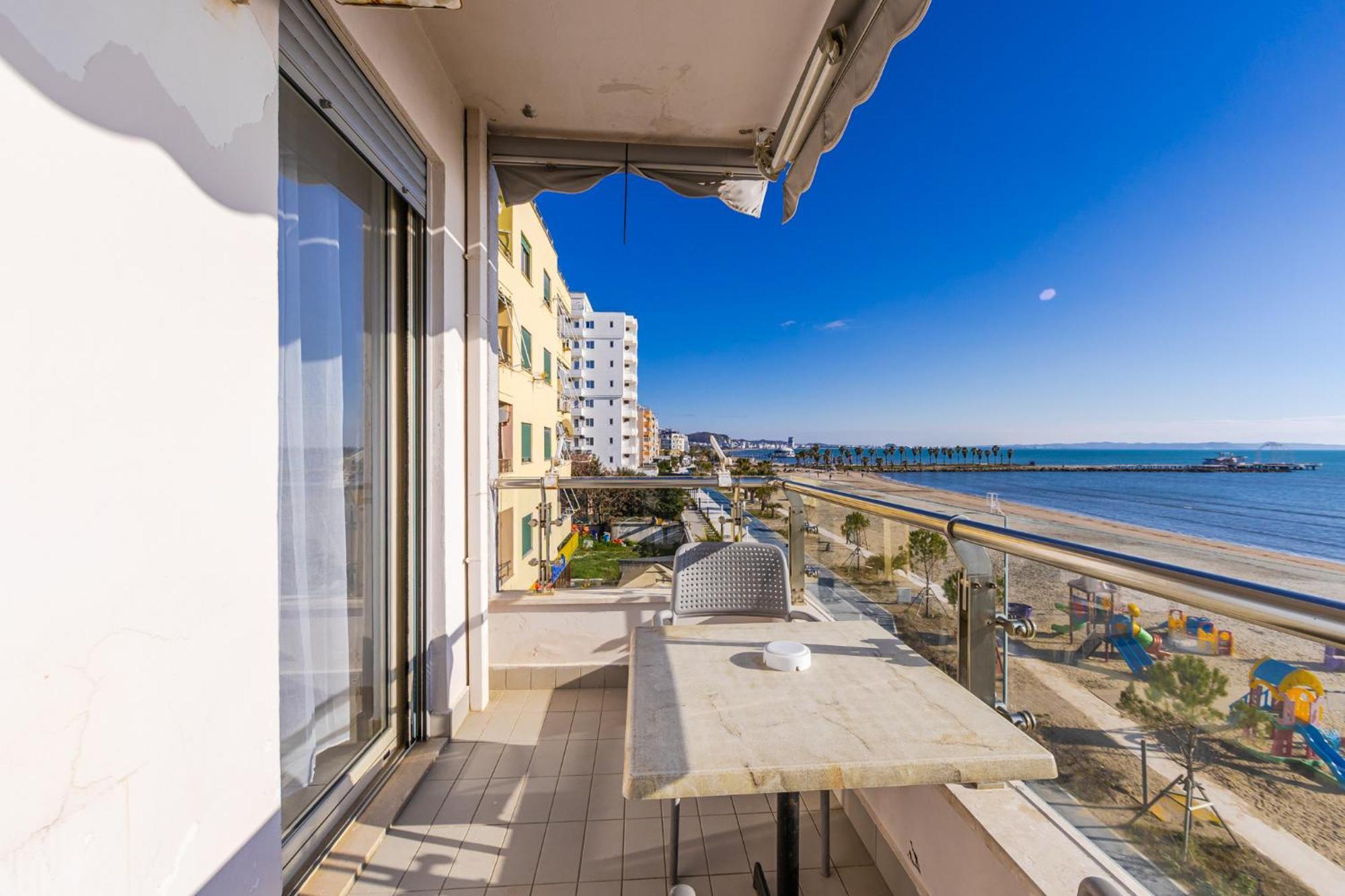The Beachfront Apartment Durrës 외부 사진